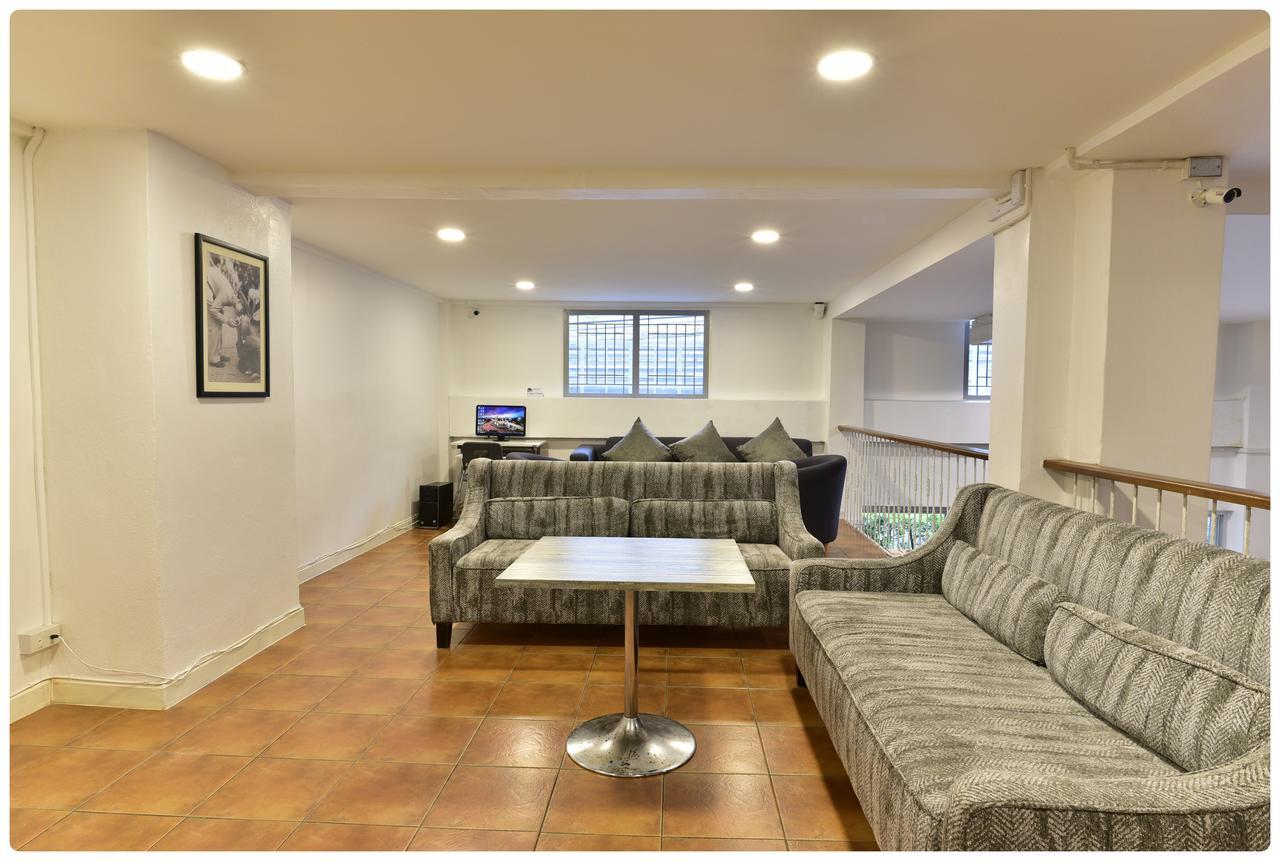 Ratchadamnoen Residence Банкок Екстериор снимка